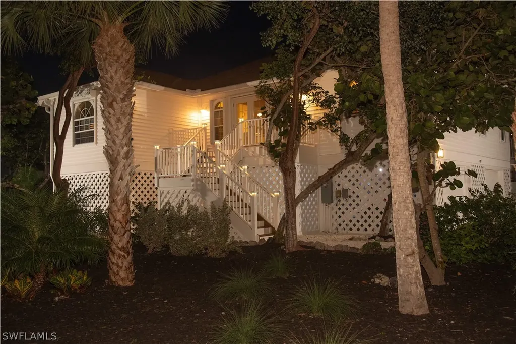 4573 Bowen Bayou Road Sanibel FL 33957