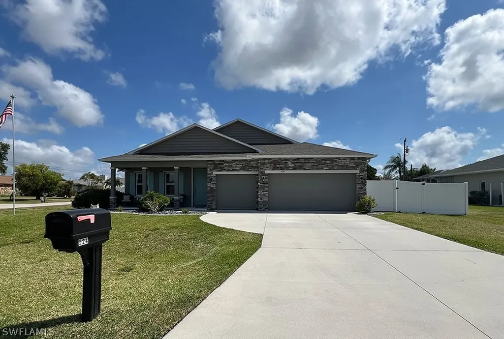524 SW 35th Terrace Cape Coral FL 33914