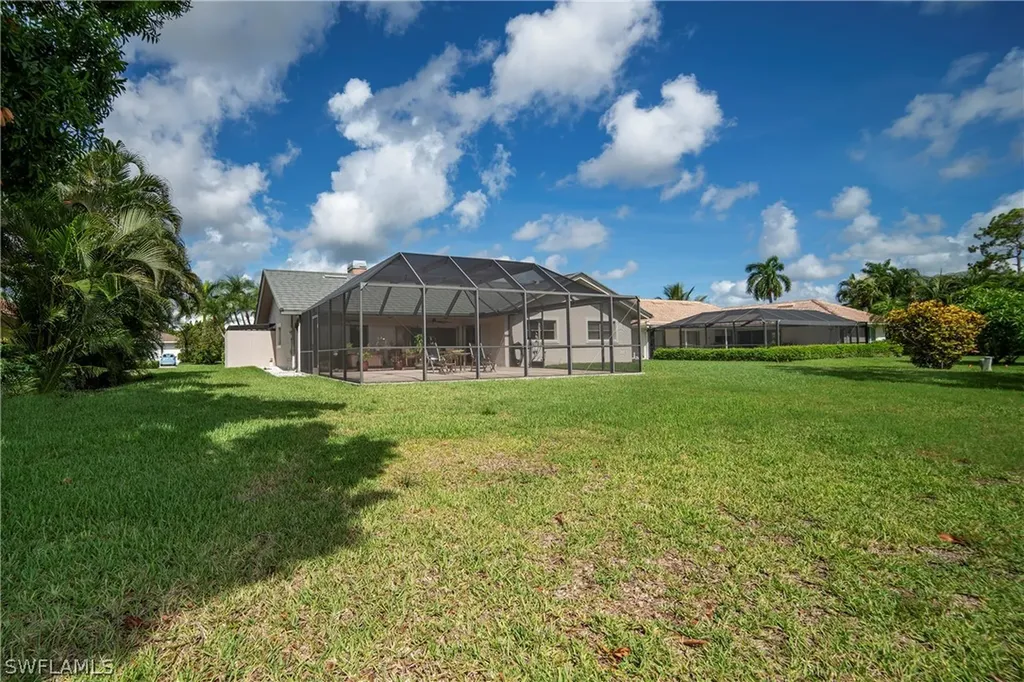 427 Torrey Pines Point Naples FL 34113