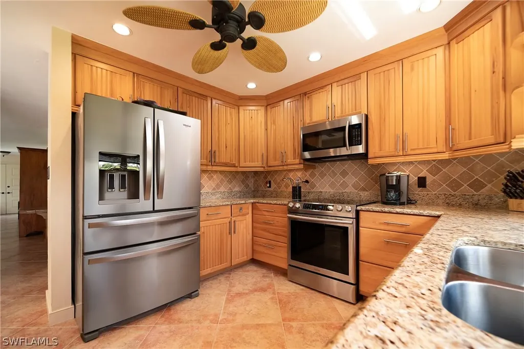 427 Torrey Pines Point Naples FL 34113