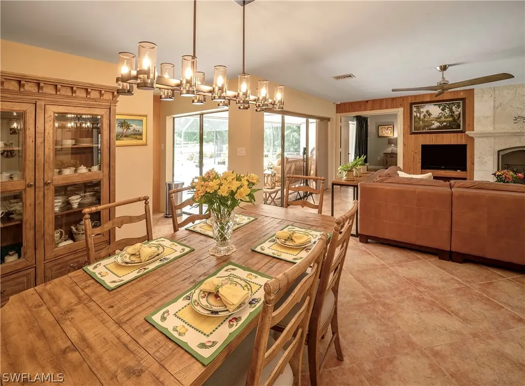427 Torrey Pines Point Naples FL 34113