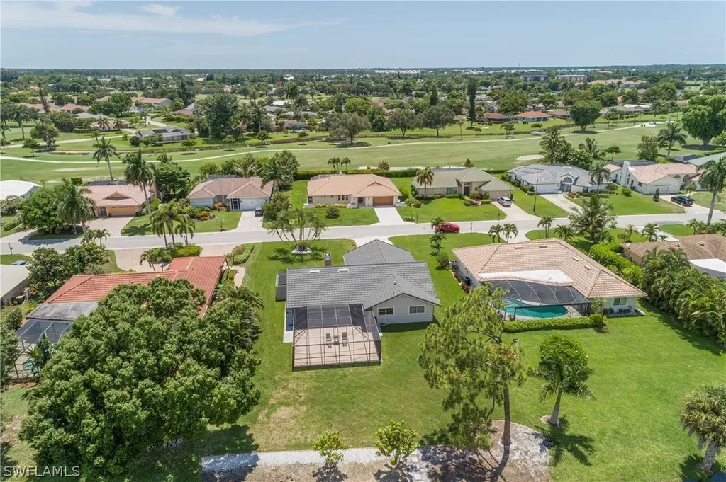 427 Torrey Pines Point Naples FL 34113