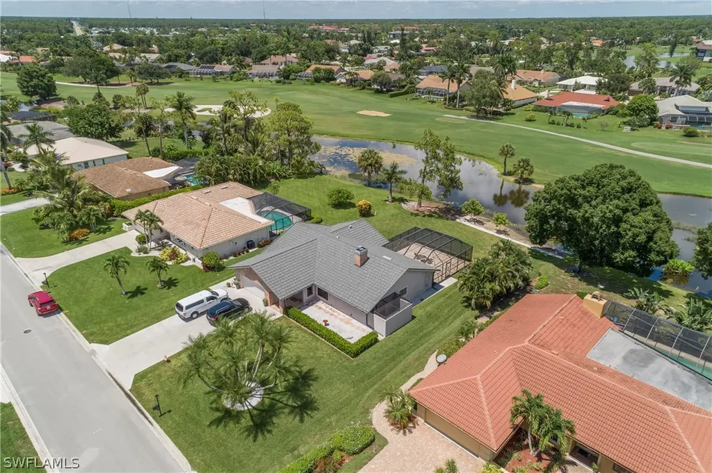 427 Torrey Pines Point Naples FL 34113