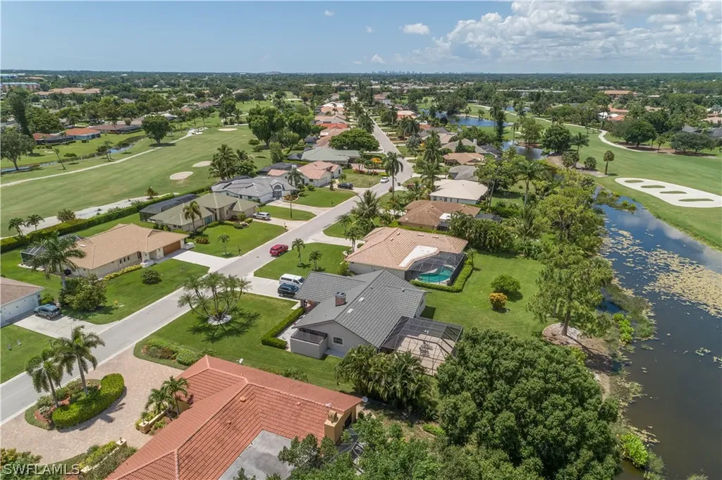 427 Torrey Pines Point Naples FL 34113