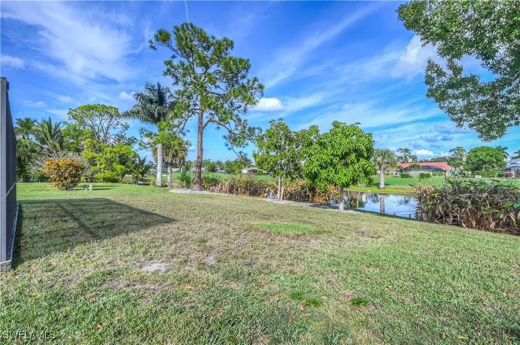 427 Torrey Pines Point Naples FL 34113