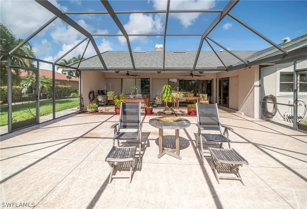 427 Torrey Pines Point Naples FL 34113