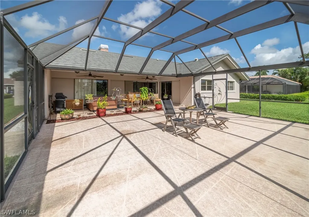427 Torrey Pines Point Naples FL 34113