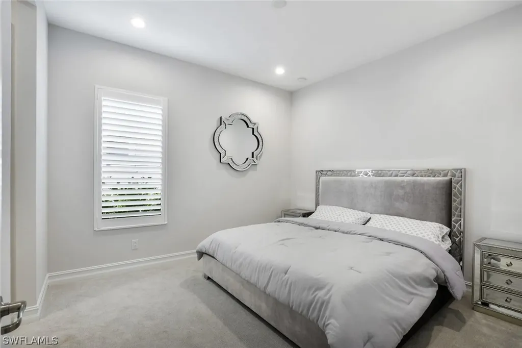 14327 Laguna Springs Lane Naples FL 34114