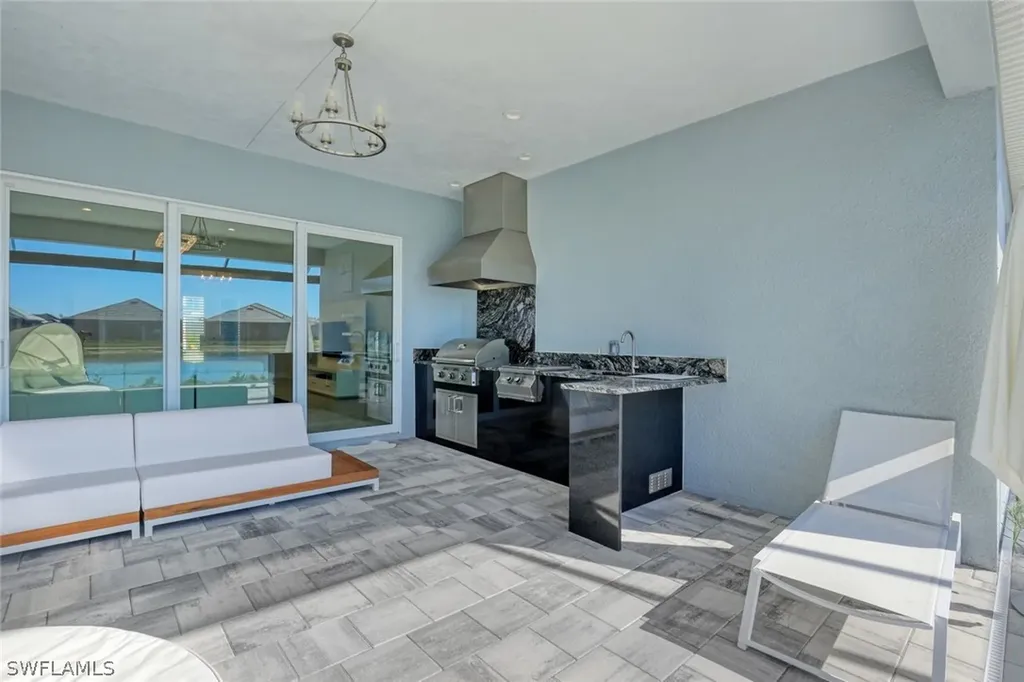 14327 Laguna Springs Lane Naples FL 34114