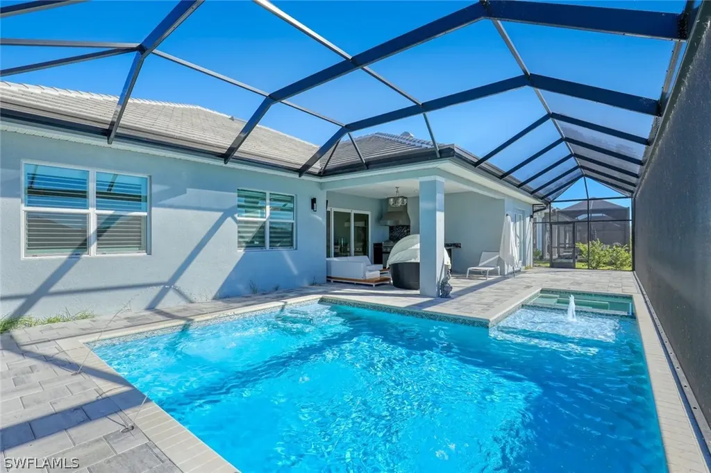 14327 Laguna Springs Lane Naples FL 34114