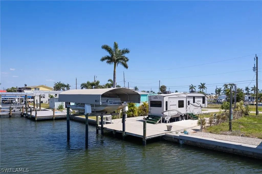 3876 Royal Palm Drive St. James City FL 33956