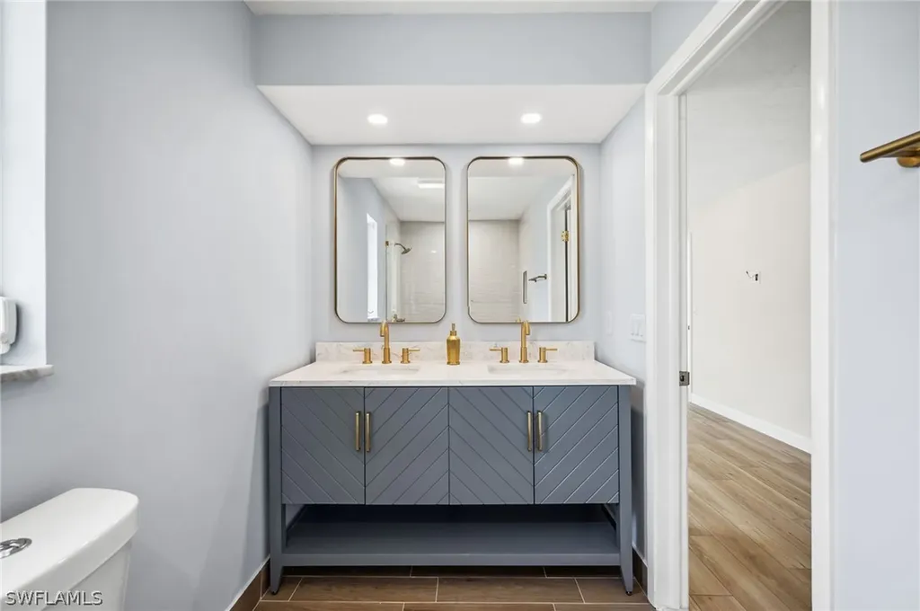 142 Pinehurst Circle Naples FL 34113