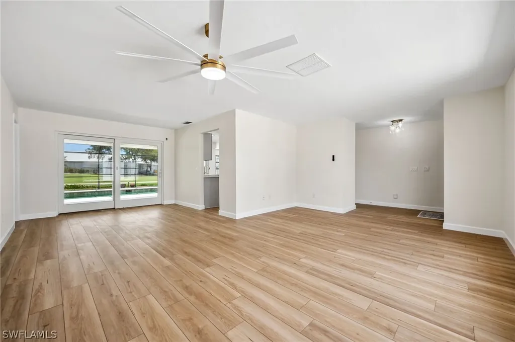 142 Pinehurst Circle Naples FL 34113