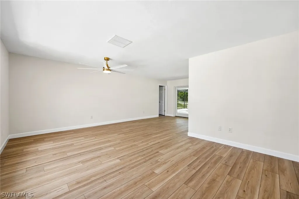 142 Pinehurst Circle Naples FL 34113