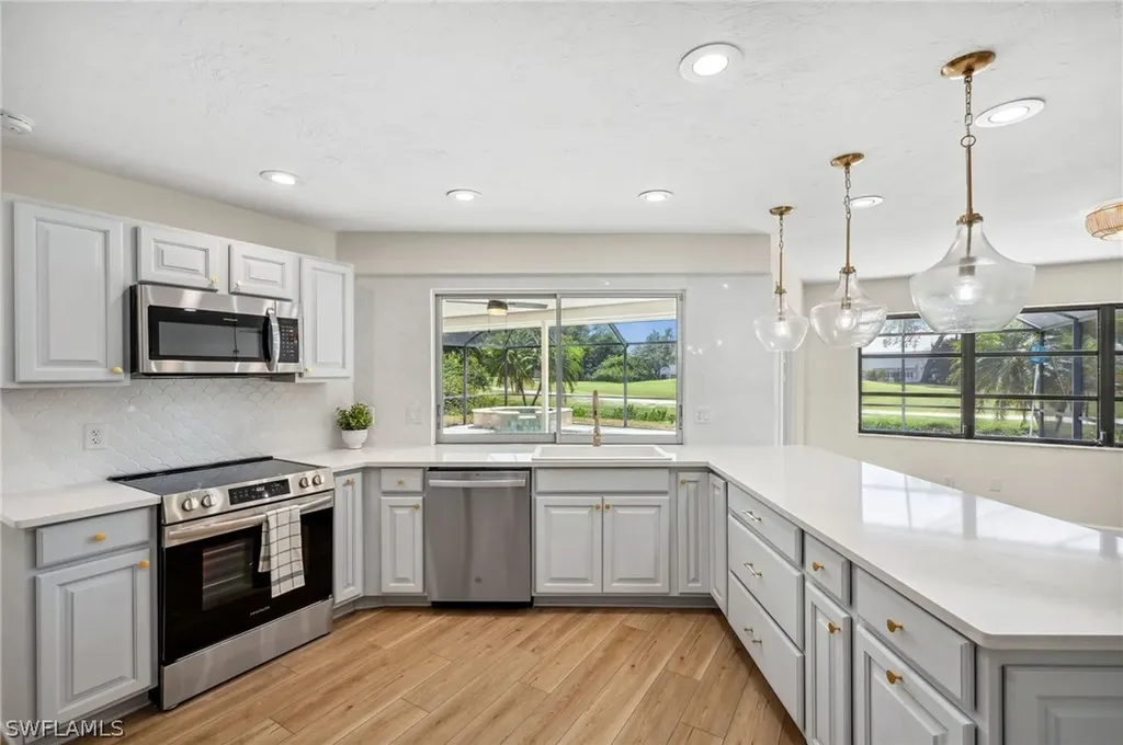 142 Pinehurst Circle Naples FL 34113