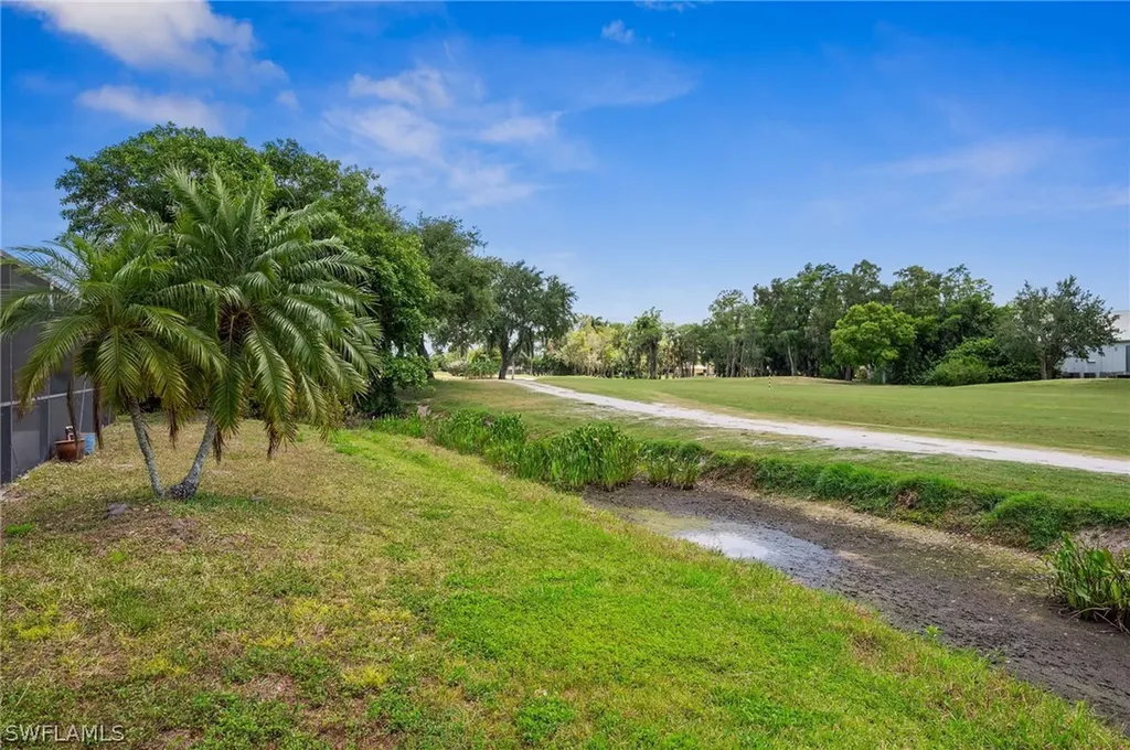 142 Pinehurst Circle Naples FL 34113