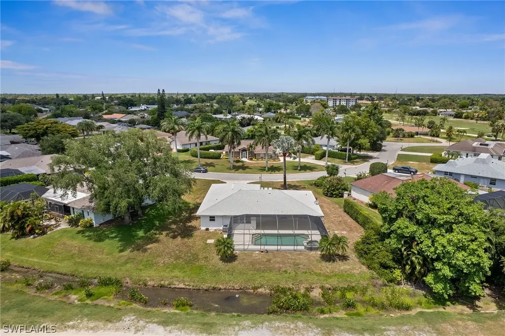 142 Pinehurst Circle Naples FL 34113