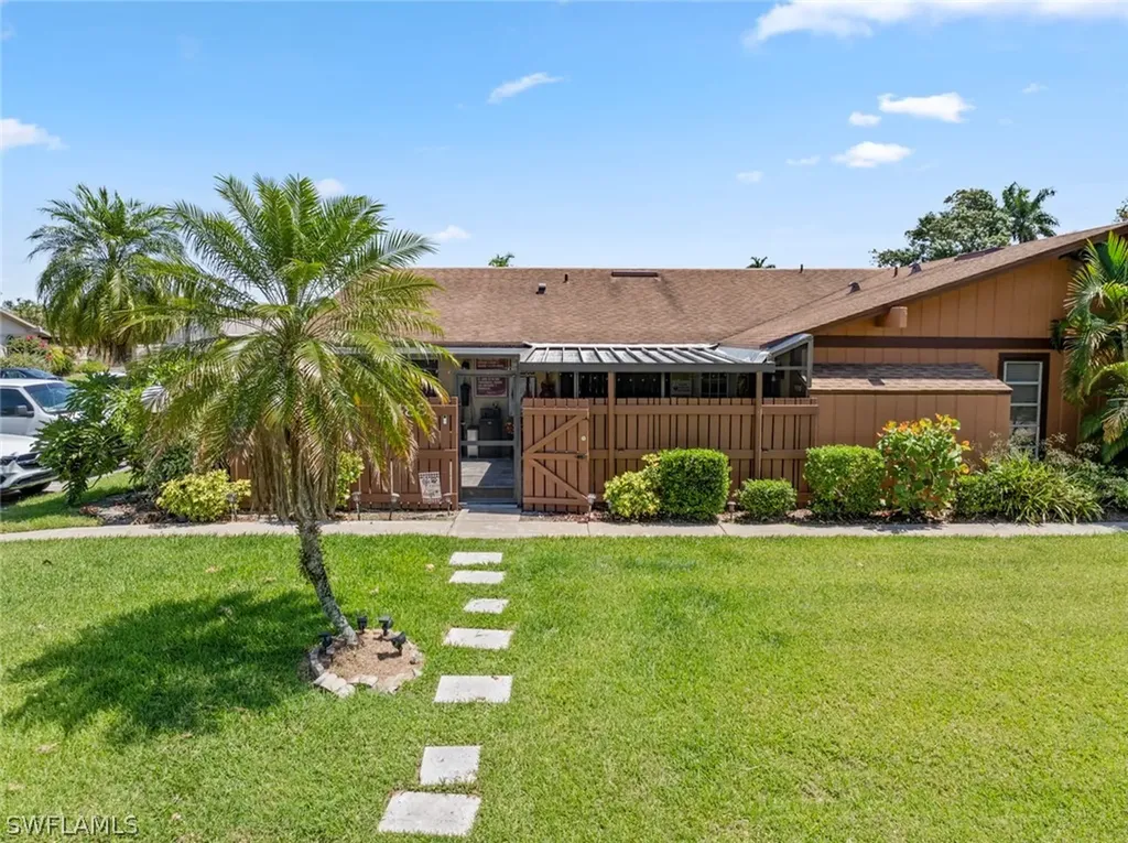15488 Crystal Lake Drive North Fort Myers FL 33917