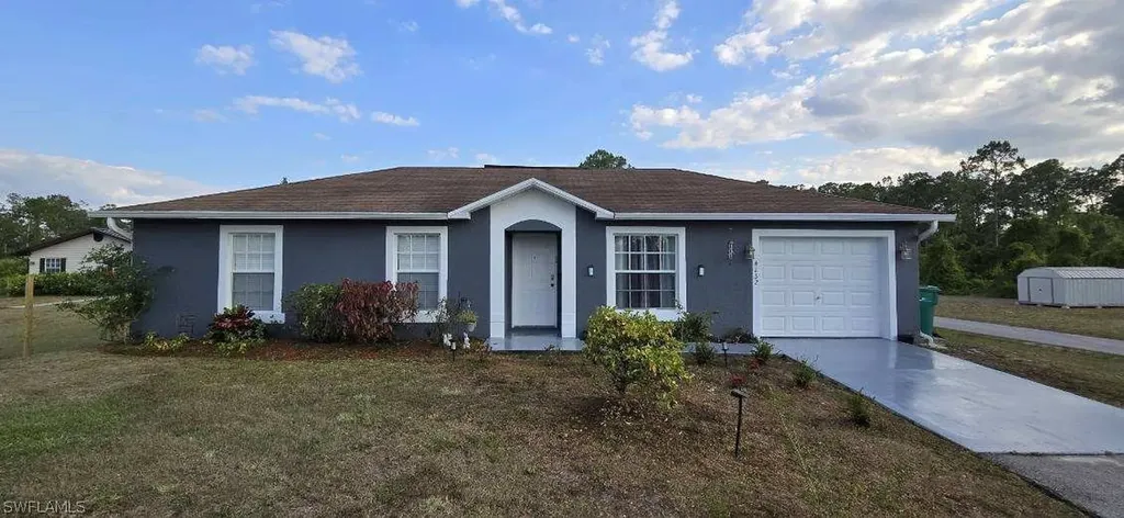 4132 16th Avenue NE Naples FL 34120