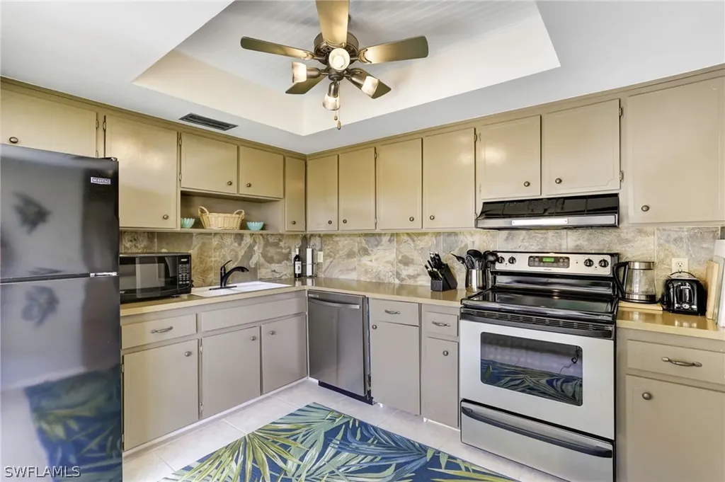 355 Palm Drive Naples FL 34112