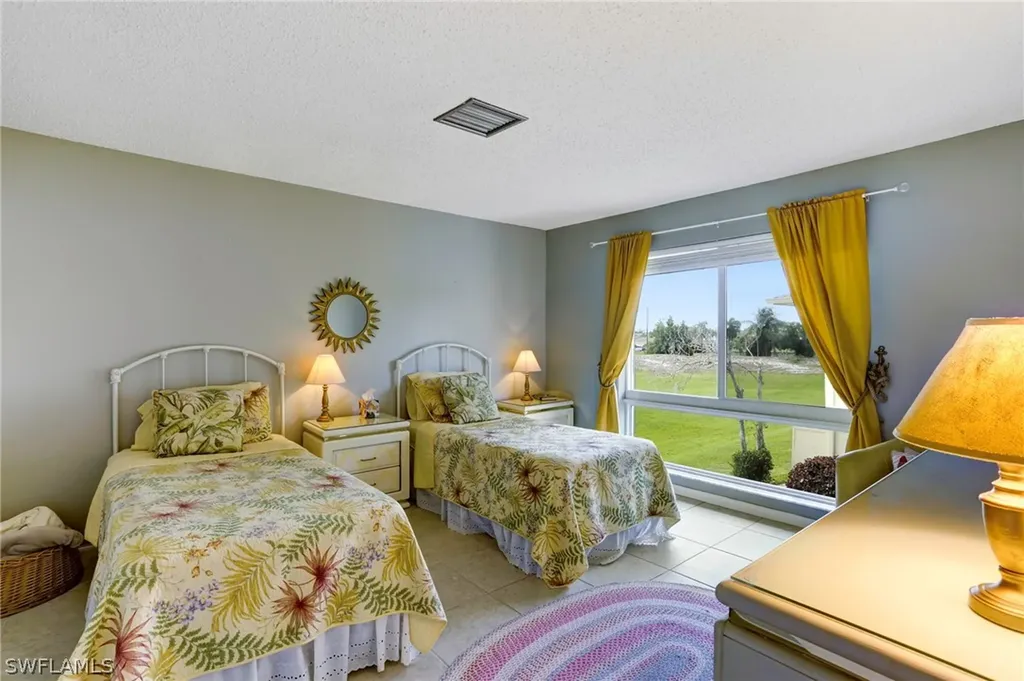 355 Palm Drive Naples FL 34112