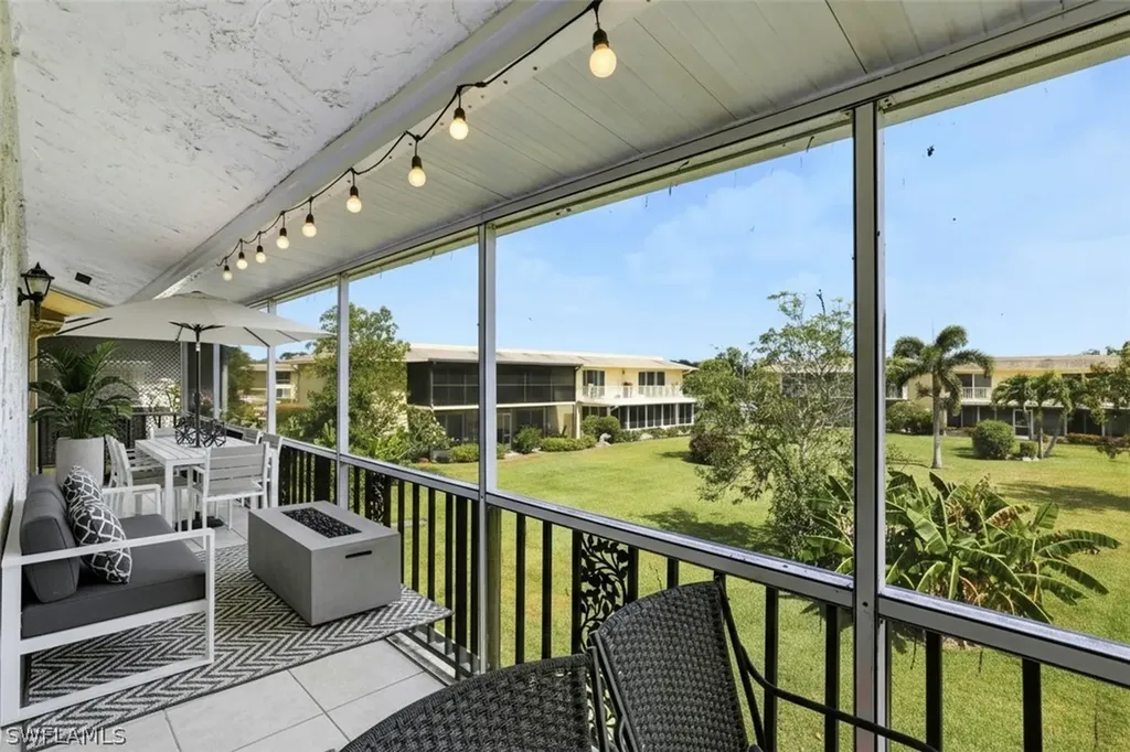 355 Palm Drive Naples FL 34112