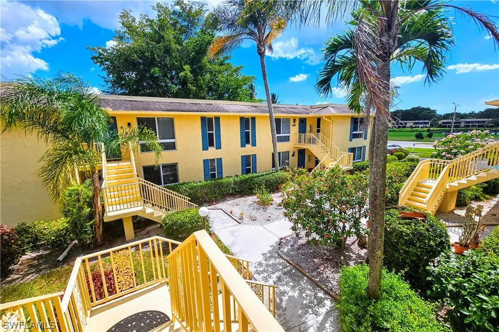 355 Palm Drive Naples FL 34112