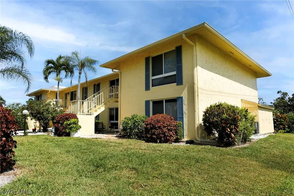 355 Palm Drive Naples FL 34112
