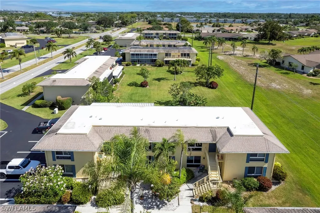 355 Palm Drive Naples FL 34112