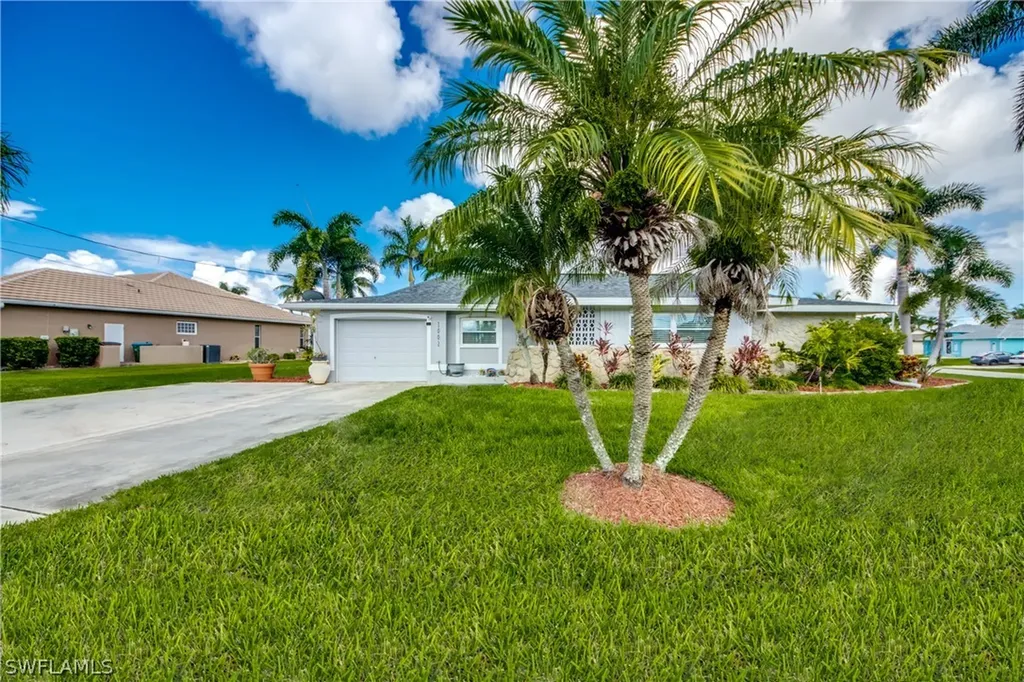 1002 SW 52nd Street Cape Coral FL 33914