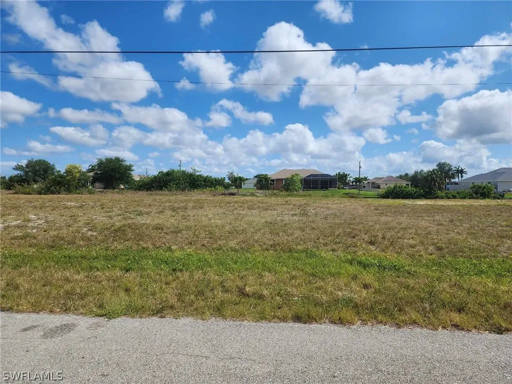 1212 NW 13th Terrace Cape Coral FL 33993