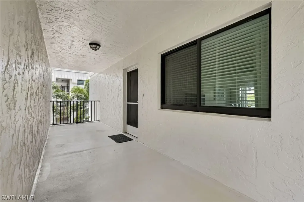 788 Park Shore Drive Naples FL 34103