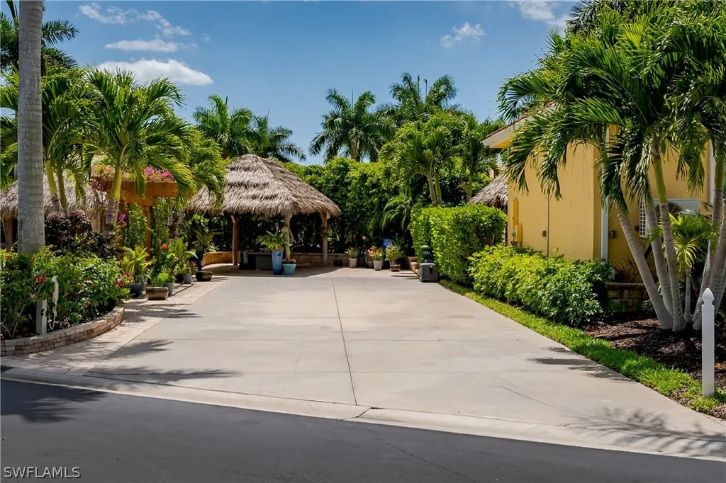 13621 Snapper Lane Naples FL 34114