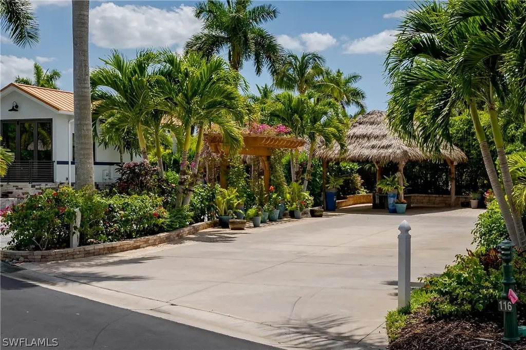13621 Snapper Lane Naples FL 34114
