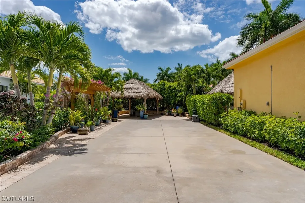 13621 Snapper Lane Naples FL 34114