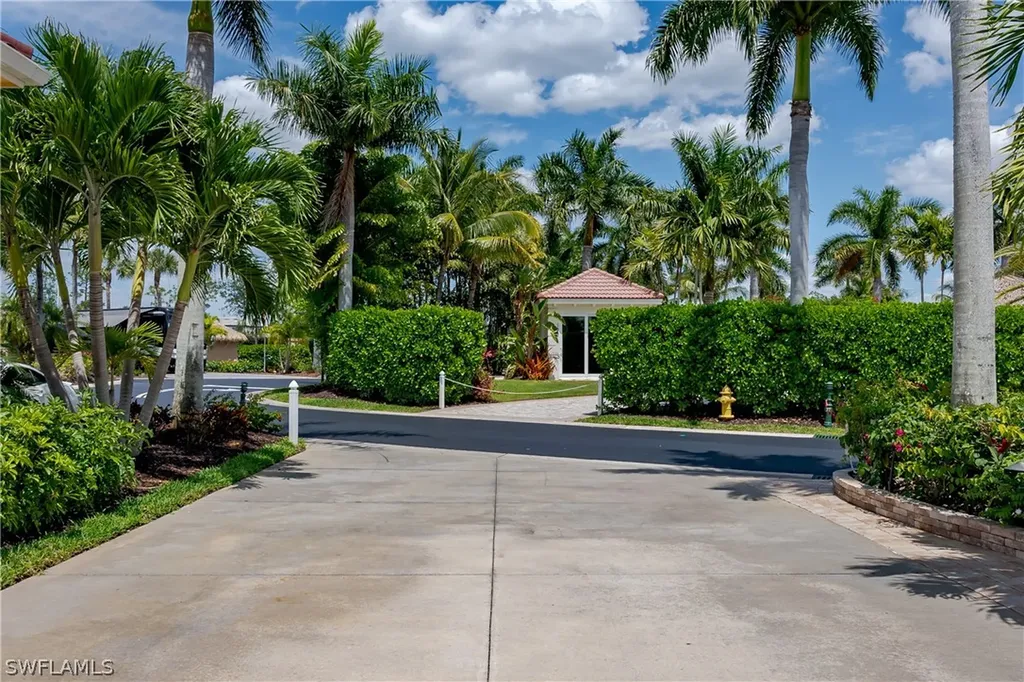 13621 Snapper Lane Naples FL 34114