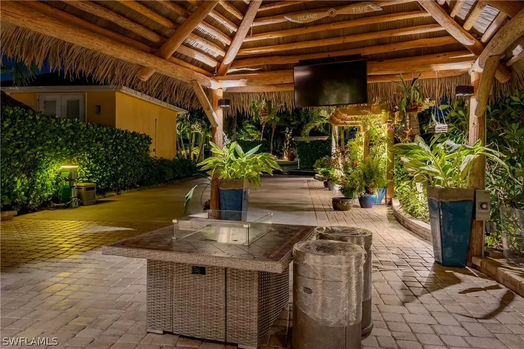 13621 Snapper Lane Naples FL 34114