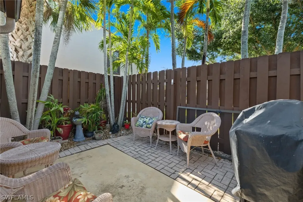8975 Somerset Boulevard Fort Myers FL 33919
