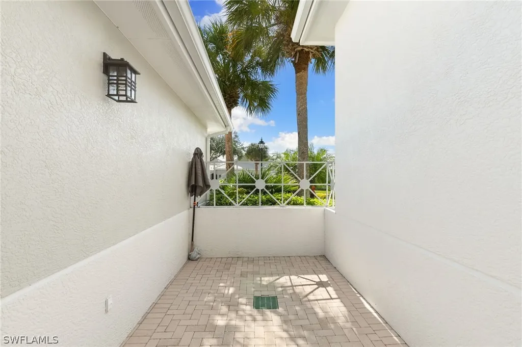 4521 Cardinal Cove Lane Naples FL 34114