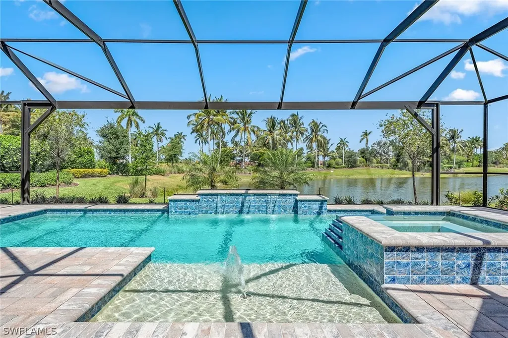 15537 Rio Ponace Court Naples FL 34114