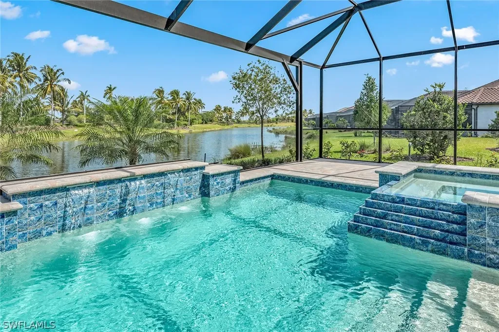 15537 Rio Ponace Court Naples FL 34114