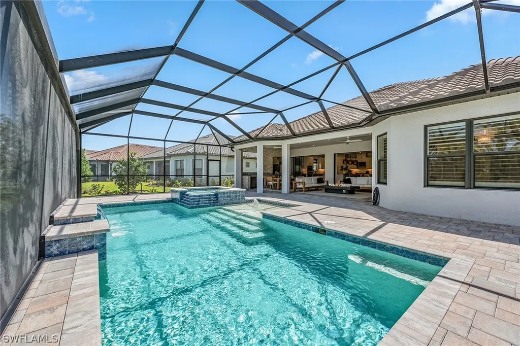 15537 Rio Ponace Court Naples FL 34114