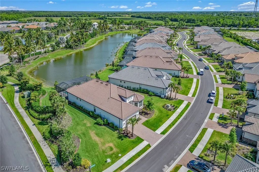 15537 Rio Ponace Court Naples FL 34114