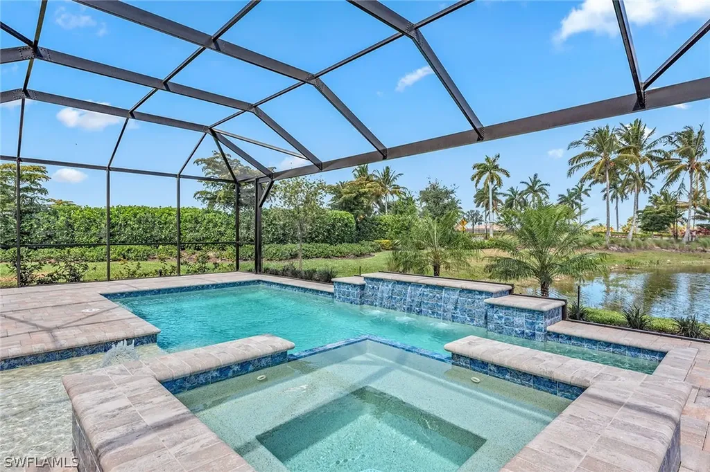 15537 Rio Ponace Court Naples FL 34114
