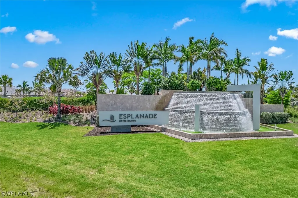 15537 Rio Ponace Court Naples FL 34114