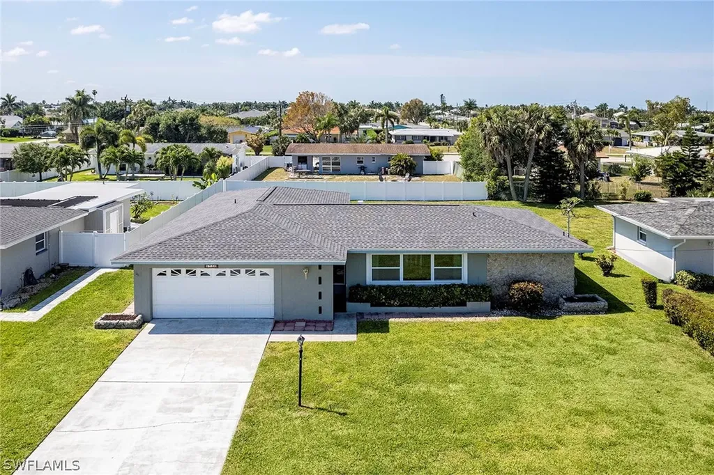 1750 SE 29th Lane Cape Coral FL 33904