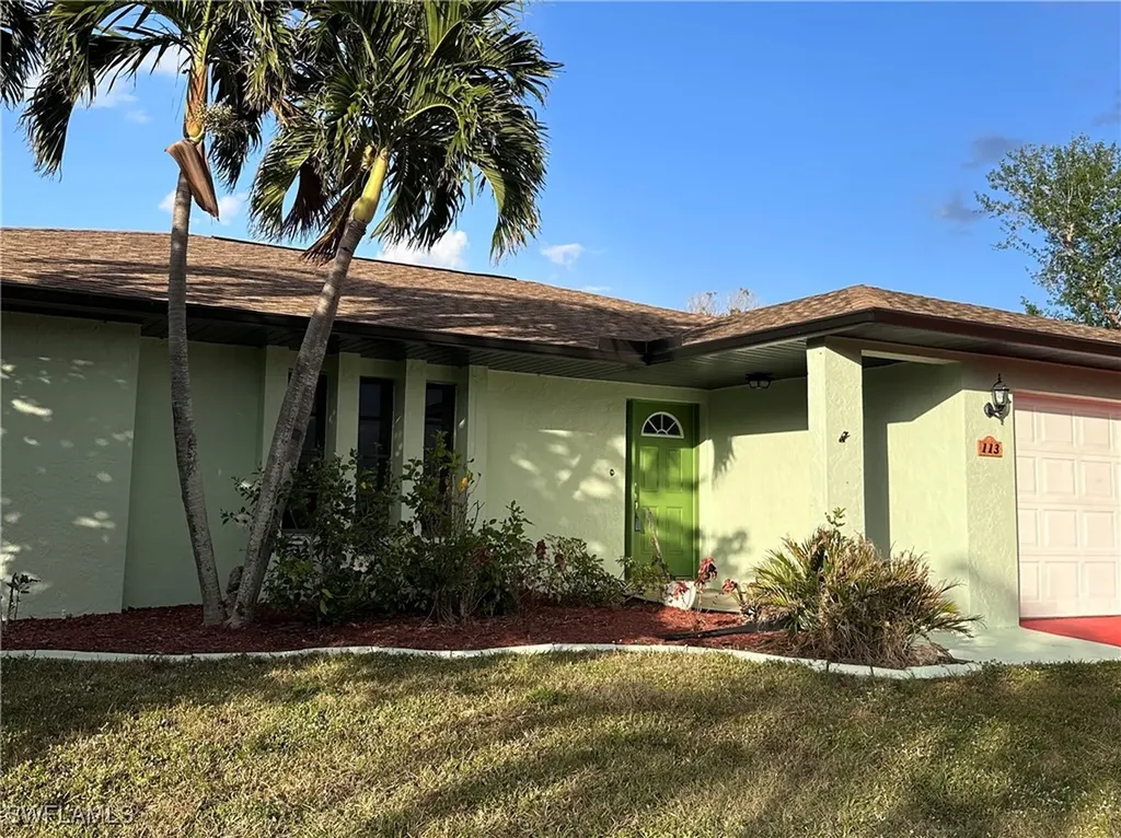 113 SE 44th Street Cape Coral FL 33904
