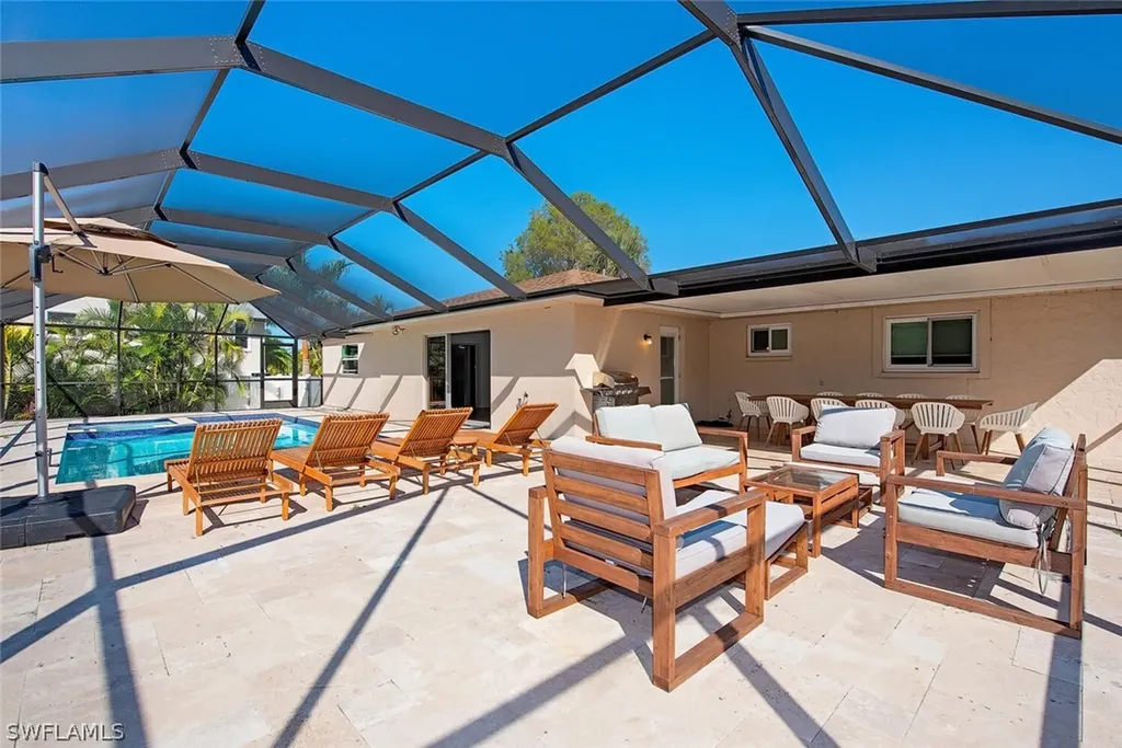 102 Sharwood Drive Naples FL 34110