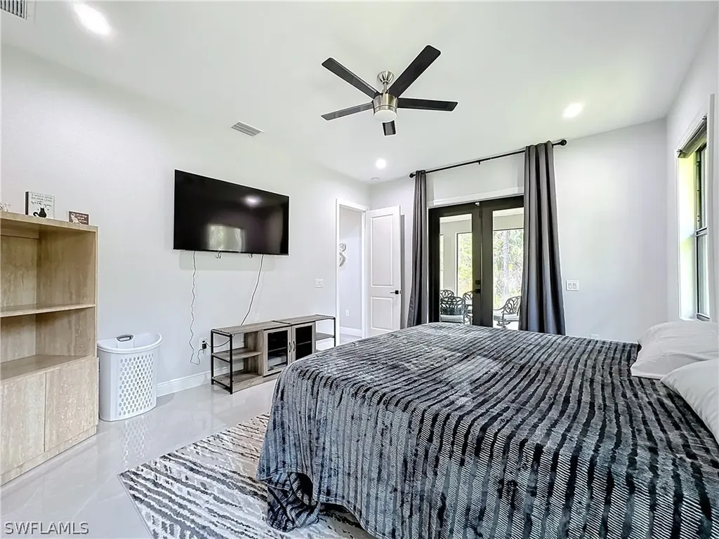 3140 2nd Street NW Naples FL 34120