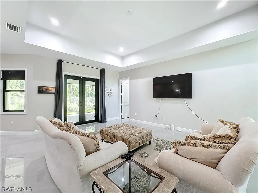 3140 2nd Street NW Naples FL 34120